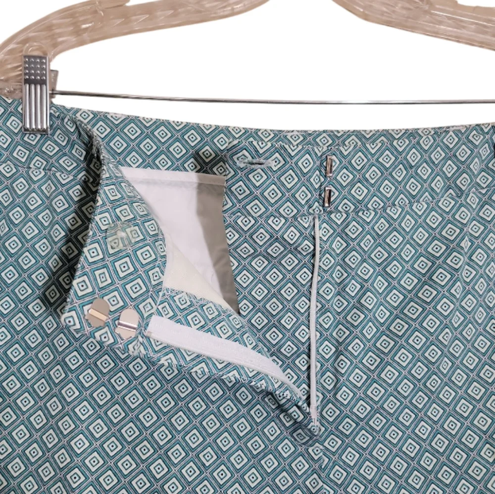 Roz & Ali geometric print pants blue white high rise slim ankle women's size 12